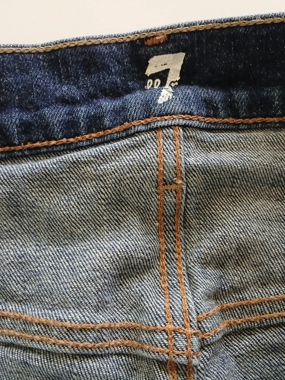 7 For All Mankind Distressed Deep Indigo Jeans Size 34 - Picture 5 of 13